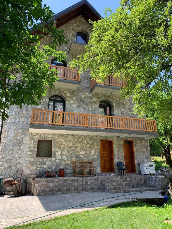 Hotel Stone House Valbona Exteriör bild